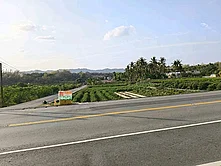 專約✅旗甲路上三角窗🌈方正面寬雙面臨路農地