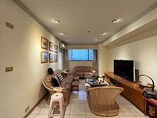 虹城喝采景觀電梯三房0920271463王柔驊