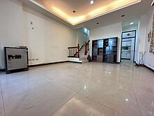 獨家豐原x神岡交界 近葫蘆墩公園 邊間美透天