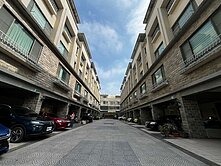 鄭子寮優質社區孝親車墅