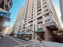 💥義享天地丨近輕軌丨明亮室內36坪大四房平車