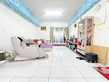 楠梓°超大室內°４房°平面車位