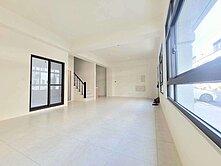 ★東森小鈞★龍井全新未住邊間大地坪透天4套房