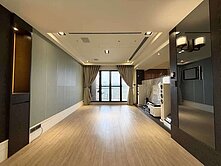 左營巨蛋°百萬精裝°4房°雙平面車位