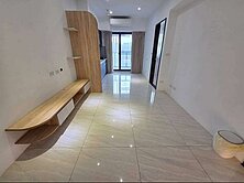 A10芳彬撰 1+1房車.三年屋