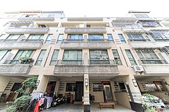 高餐旁社區型#精美車墅透天