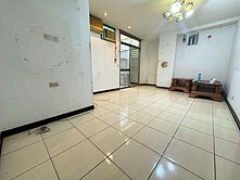 愛的世界三房車~稀有釋出低公設~近學區市場公車站