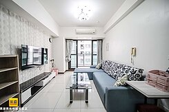 左營區丨三鐵共構丨陽台進出二房平車