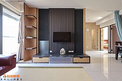 (蘇蘇好屋)巨蛋｜綠園道｜景觀四房平車