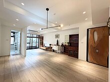 【宜雄盛場】舒適精美2+1房車/稀有雙衛浴開窗