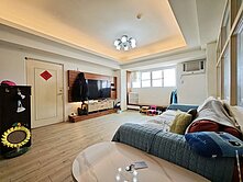 興達路⭕️英統金鑽⭕️美四房