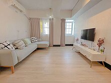 近鹽埕埔捷運站｜典雅裝潢採光大兩房＋兩衛