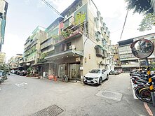 高投報4%🌸臨公園*邊間*黃金2樓*3大套