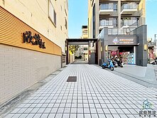 精武車站旁中山商圈社區型電梯雙車透天