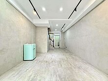 勤美草悟道公益商圈店住1-2F樓店+平移車位