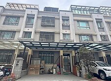 楊梅五楊高架前院雙車位別墅～美莉好窩