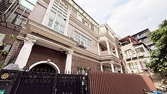 中正區華山特區寧靜巷弄豪墅