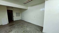 士林社子街一樓 0960~765~674李R