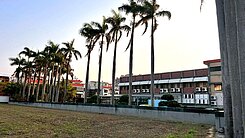 獨賣南興國小雙車間間套房好幸福親友件請勿打擾屋主