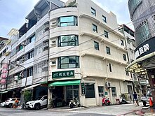 🌟近科工館三角窗電梯黃金店住🌟