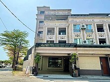 橋頭【皇家綠闊電梯雙車墅】邊間近省道#捷運R23