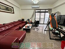 G02旁三角窗電梯透店