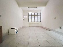 稀有釋出/瑞隆商圈/輕軌籬仔內站/臨路金店面