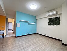 大里震後興建｜邊間三面採光｜3房平面休旅車位美屋