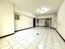 超大4房3面採光中科寶輝豪宅為鄰低於實登出清