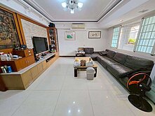 橙橙)鼎山家樂福旁☆超優質大坪數美四房3陽台+平車