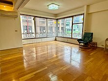 雙捷運|精華地段|高樓邊間|雙面大採光|周家盈