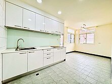 老吳/市政捷運獨棟公寓/一層一戶