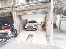 💌 專任💥一樓可停車公寓， 都更洽談中💥