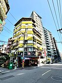 🏡近景安站/臨路獨棟正三角窗/低總價金店面🍎