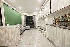 專任宏筑方正三房車稀有釋出