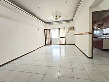 鼎山商圈/灣仔內輕軌站/美三房景觀宅