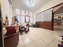 #進哥帶您去看房#林森國小旁四房樓中樓加平面車位