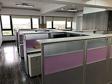 青埔A18/高鐵站●布拉格商辦+平面車位●站前廣場