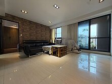 橙★大雅市中心★時尚W中高樓三改二房+車位