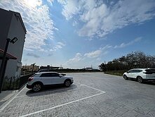 獨家專售三井OUTLET旁全新三房車位別墅免千萬