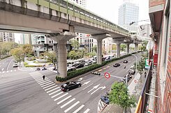 樂福郁雯👉️文心經典｜市政府捷運站旁商辦