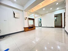  專任-星巴克大遠百商圈前後大露台一樓美大3房