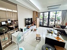 小桃🍑獨家🔥正4房百萬裝潢㊙️雙休旅車位