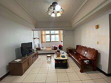 專委~中原商圈稀有釋出電梯4房+車位