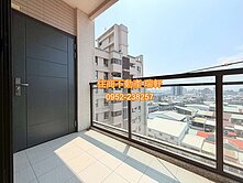 超稀有!!內新國小學區近立人高中3房平車視野戶
