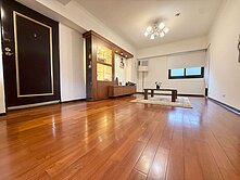 中清捷運旁 💯大2房，室內約25坪  機上車位