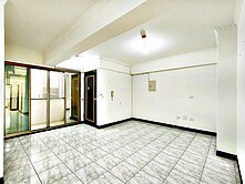 礁溪市區雙面採光一層3戶超值居家3房電梯華廈