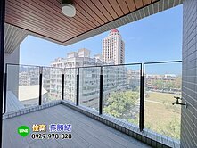 全新😊面公園/大四房/雙平車位/室內＋陽台34坪