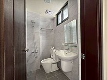 烏日  \全新完工\臨路大別墅D