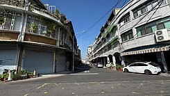 高雄房屋《大寮捷運生活圈四房車位大廈》